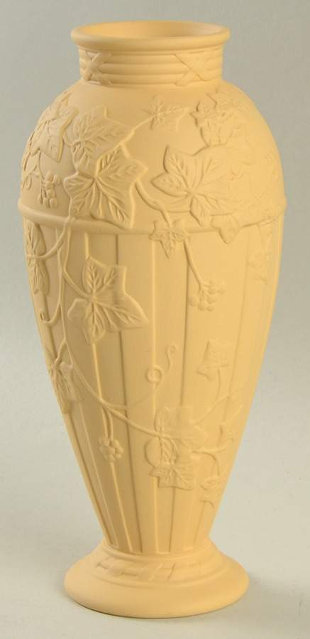 Doric Ivy Cane Jasperware Small Vase by Wedgwood-1