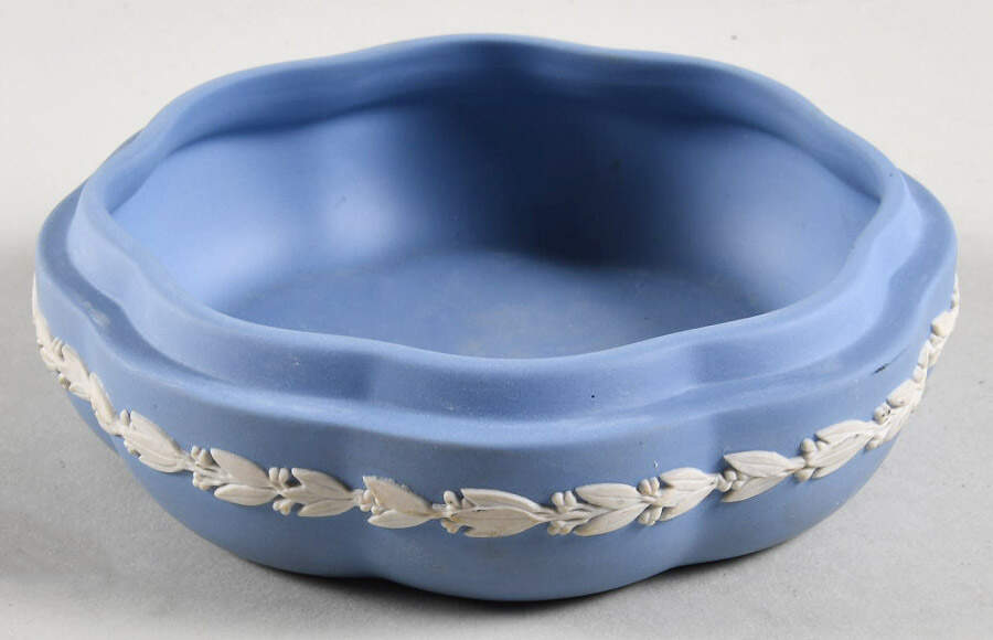 Queen Elizabeth II on Lavender Jasperware Large Scalloped Candy Box-No Lid by Wedgwood-1