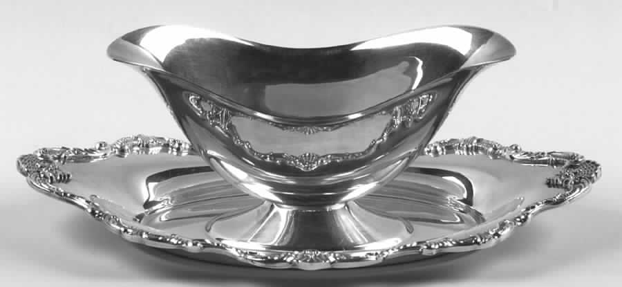 Waverly (Silverplate, Hollowware) Plated Gravy Boat with Attached Underplate by Wallace Silver-1