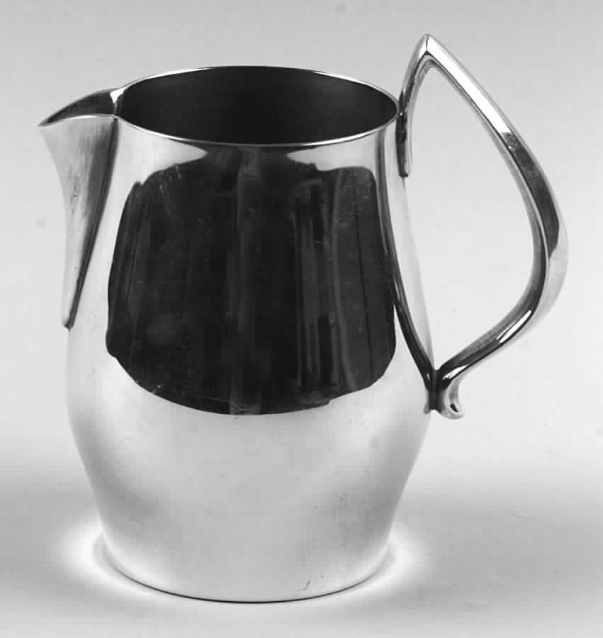 Cosmopolitan (Silverplate Hollowware) Creamer by Wallace Silver-1