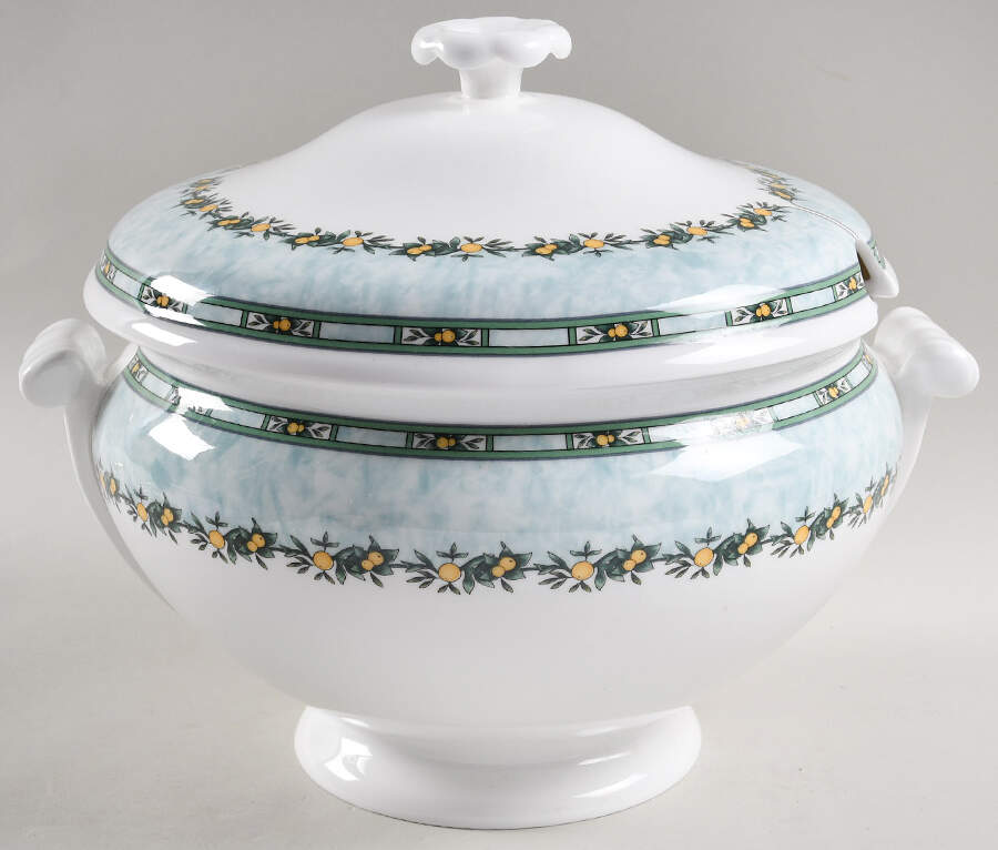 Clementines Tureen &  Lid by Wedgwood-1