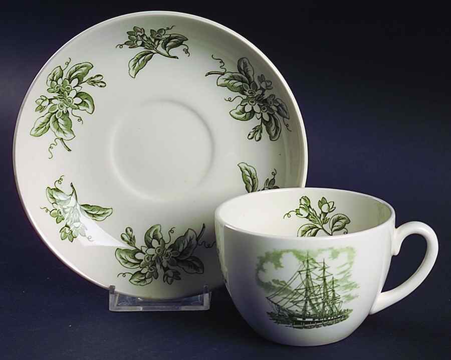 WW121 Flat Cup & Saucer Set by Wedgwood-1
