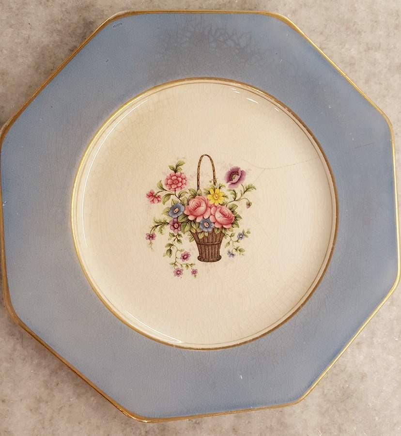 10106 Dinner Plate by Wedgwood-1