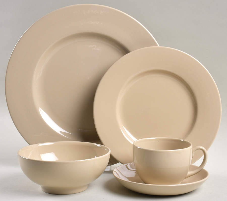 Drabware (Newer) 5 Piece Place Setting by Wedgwood-1