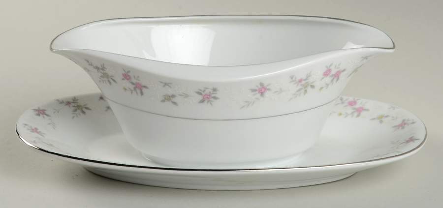 Surrey Gravy Boat with Attached Underplate by Wentworth-1