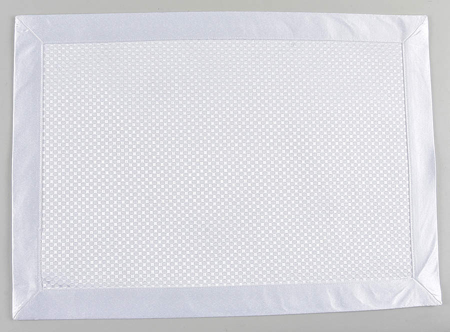 Crosshaven Platinum Cloth Placemat by Waterford China-1