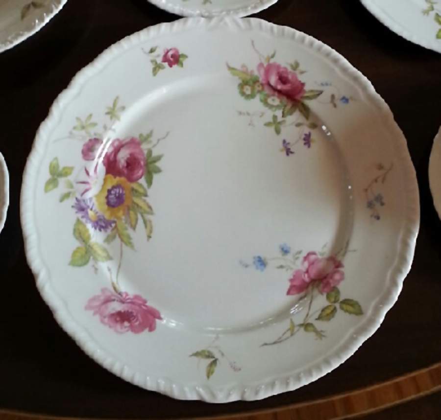 WAR55 Dinner Plate by Warwick-1