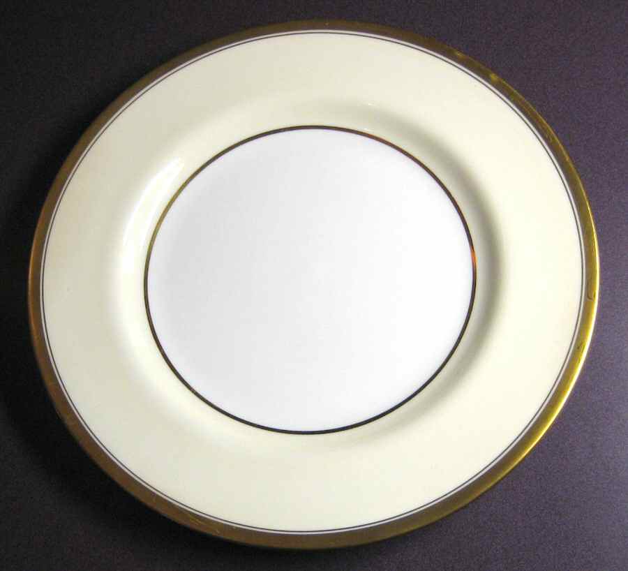 WW129 Dinner Plate by Wedgwood-1