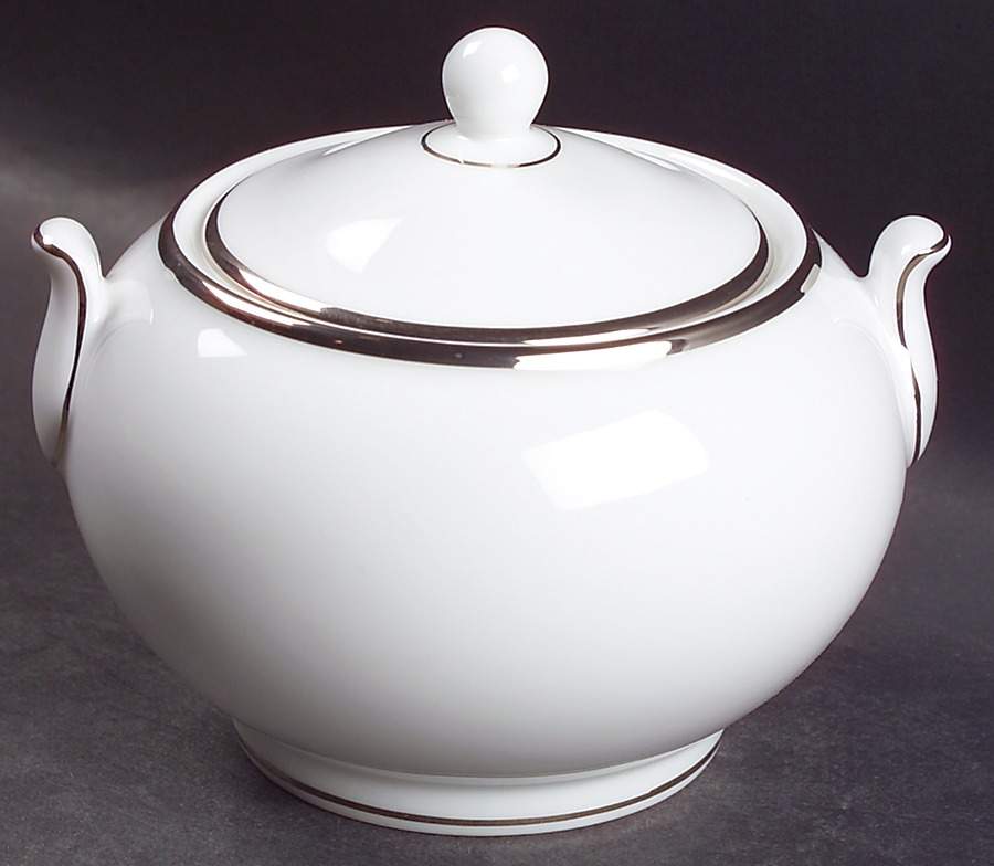 Sterling 146 Shape Sugar Bowl & Lid by Wedgwood-1