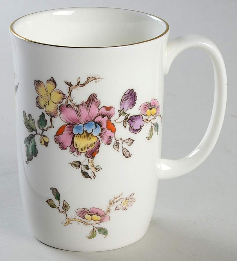 Swallow (No Design Edge, Gold Trim) Mug by Wedgwood-1
