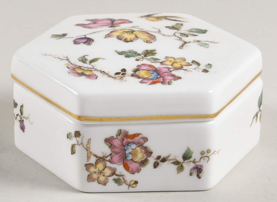 Swallow (No Design Edge, Gold Trim) Hexagonal Box & Lid by Wedgwood-1