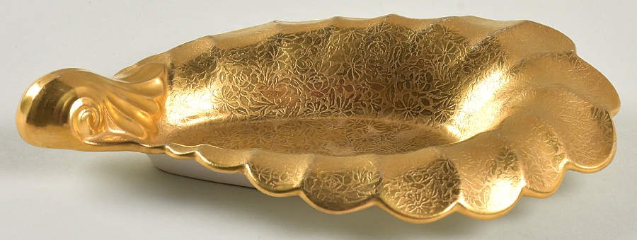 Doves, Roses and Daisies 9" Shell Shaped Dish by Wheeling Decorating-1