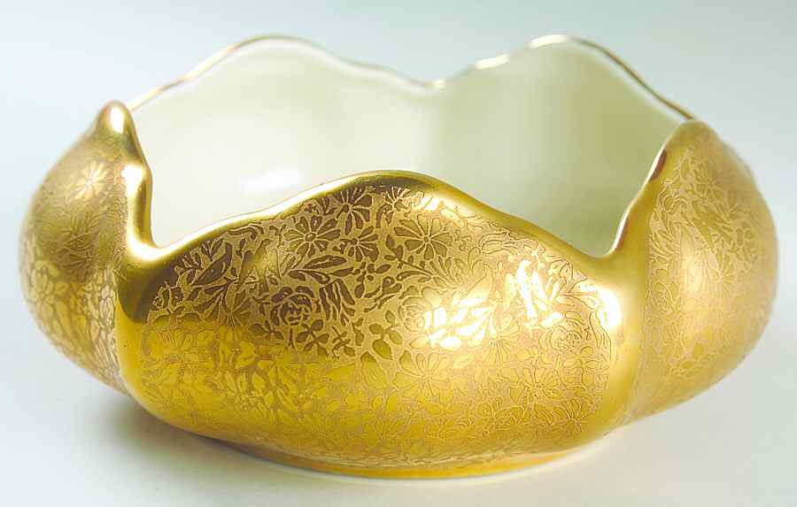 Doves, Roses and Daisies 6" Lotus Bowl by Wheeling Decorating-1