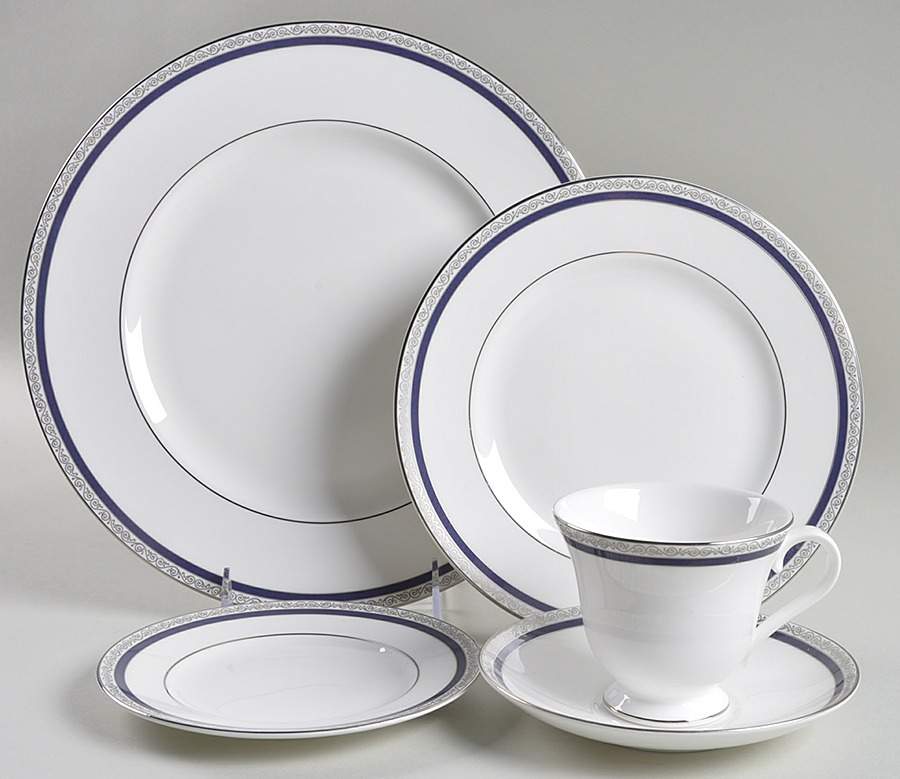 Seville 5 Piece Place Setting by Wedgwood-1