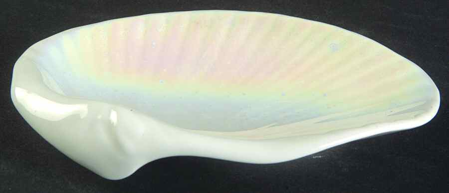 Nautilus Lustre 4" Shell Shaped Dish by Wedgwood-1