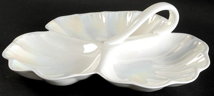 Nautilus Lustre 3-Part Relish by Wedgwood-1