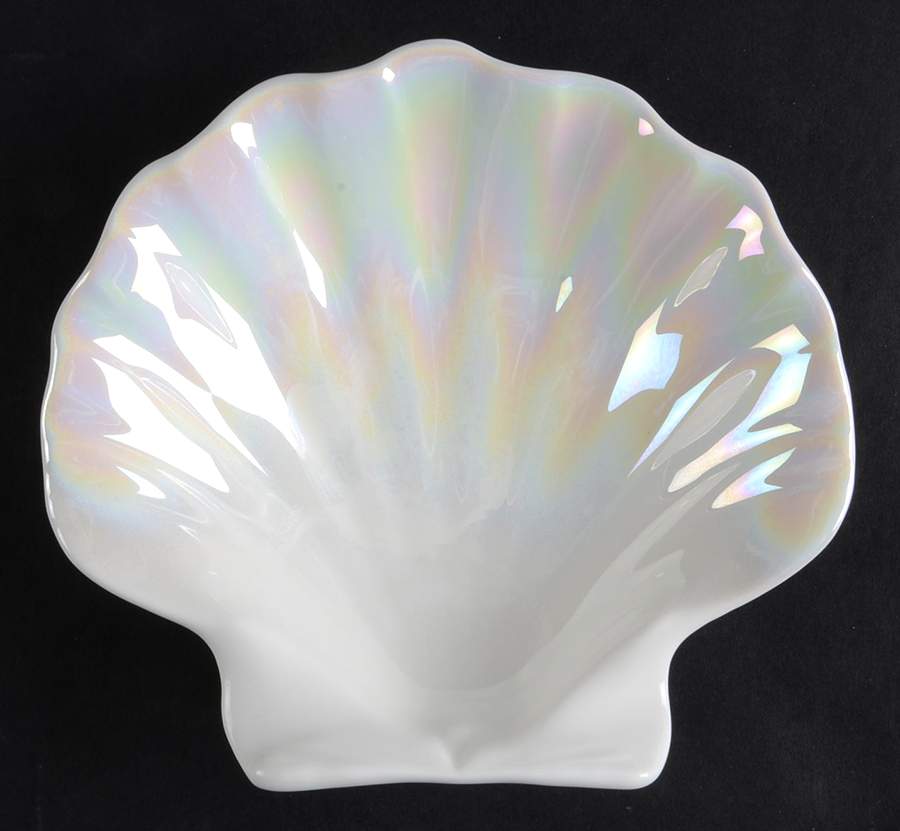 Nautilus Lustre 5" Shell Shaped Dish by Wedgwood-1
