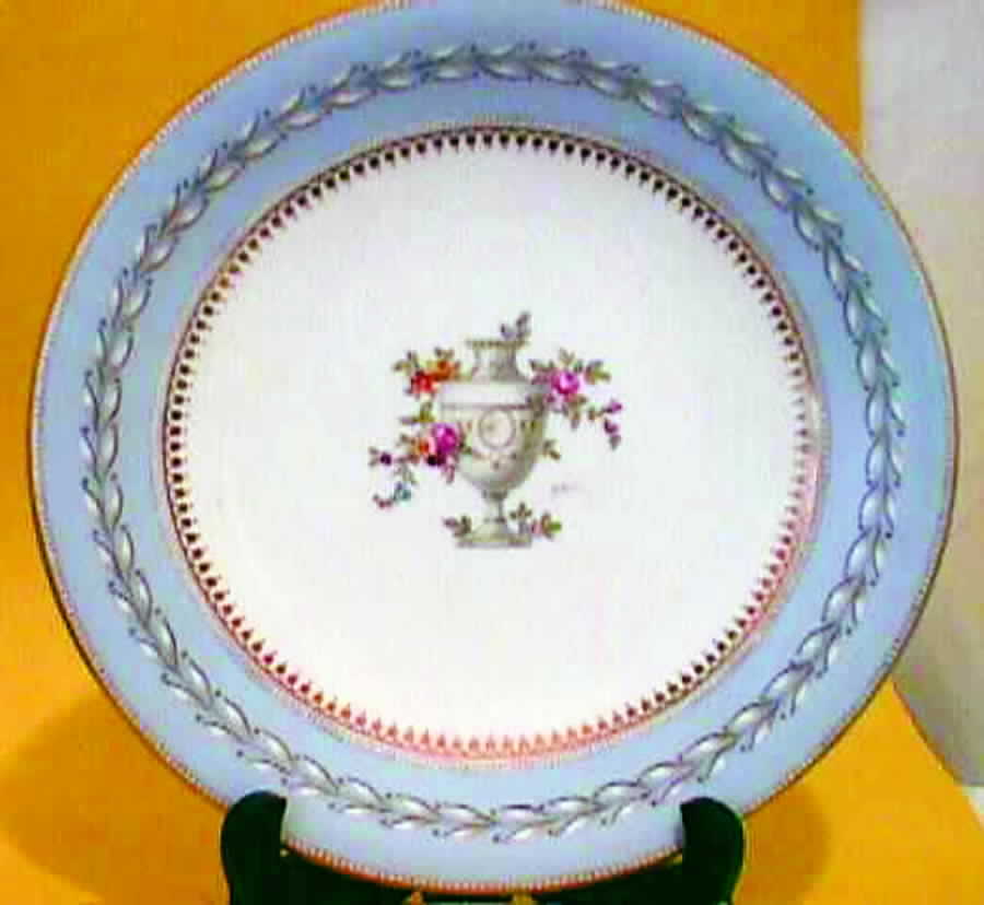X7654 Dinner Plate by Wedgwood-1