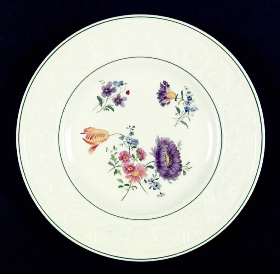 C5190 Luncheon Plate by Wedgwood-1