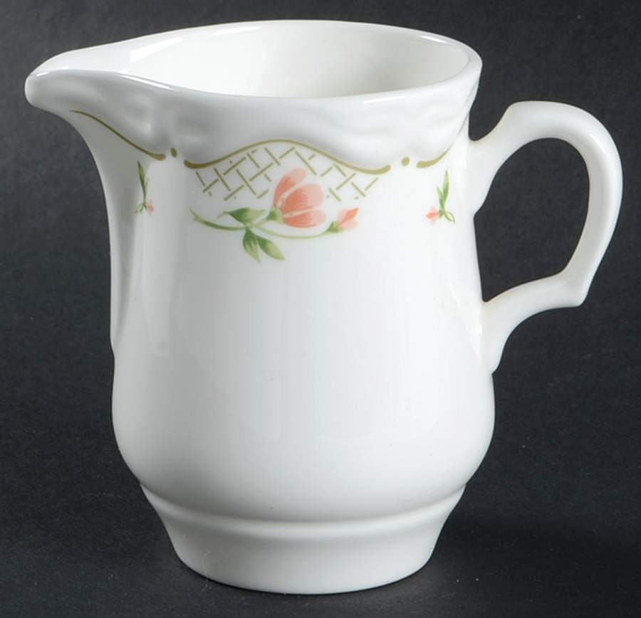 WW135 Creamer by Wedgwood-1