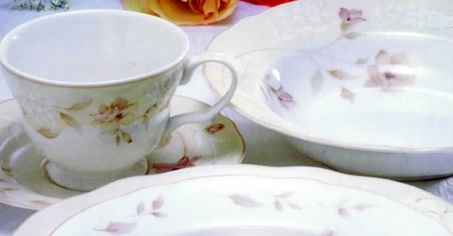 Amanda Dinner Plate by Westbury Court-1