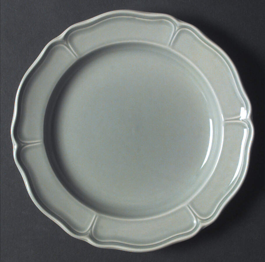 Queen's Plain Green Salad Plate by Wedgwood-1