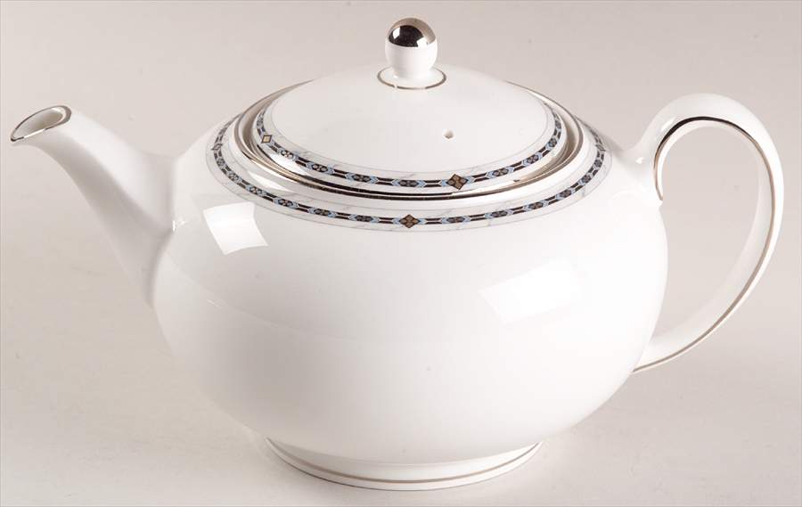 Guinevere Teapot & Lid by Wedgwood-1