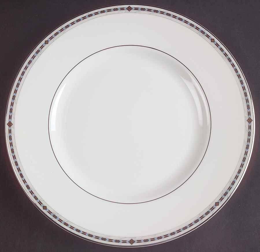 Guinevere Luncheon Plate by Wedgwood-1