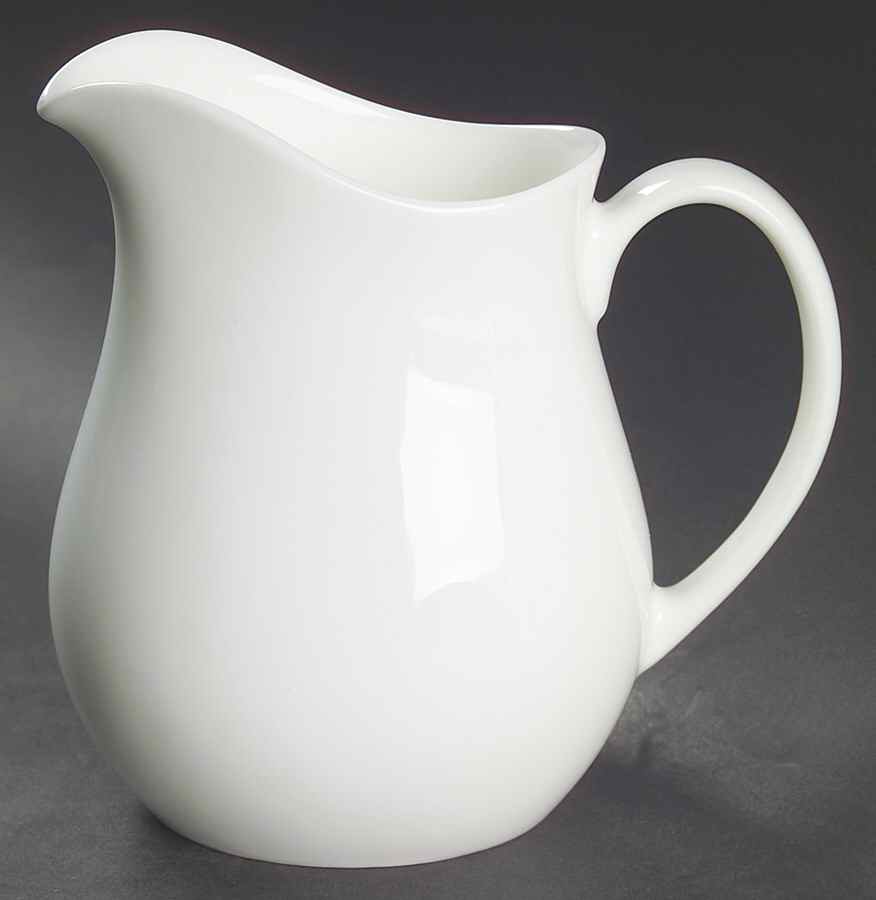 Grand Gourmet 18 Oz Jug by Wedgwood-1