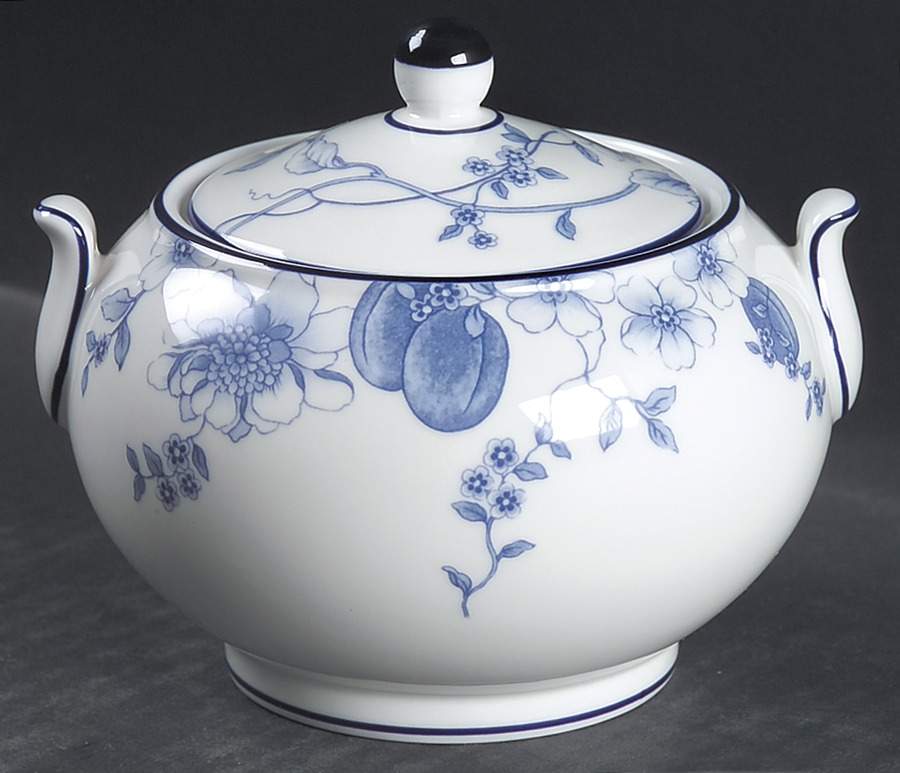Blue Plum 146 Shape Sugar Bowl & Lid by Wedgwood-1