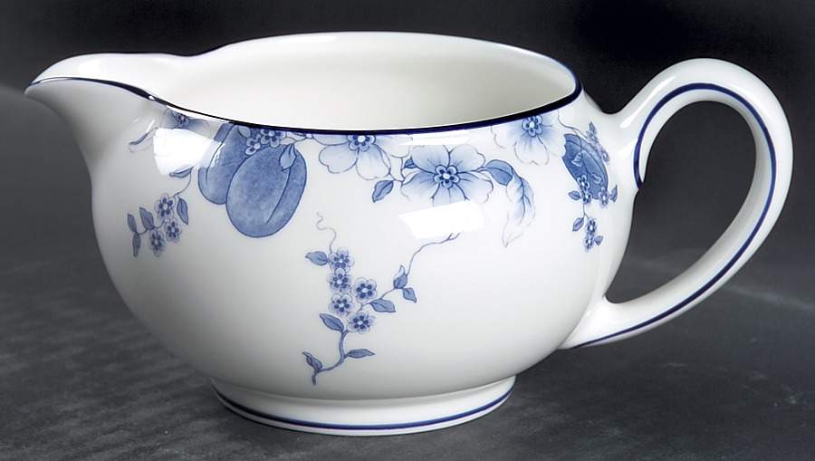 Blue Plum 146 Shape Creamer by Wedgwood-1