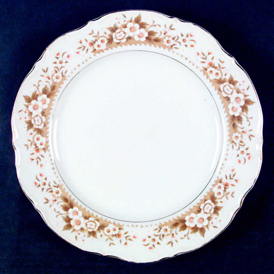Duberry Dinner Plate by Wellin-1