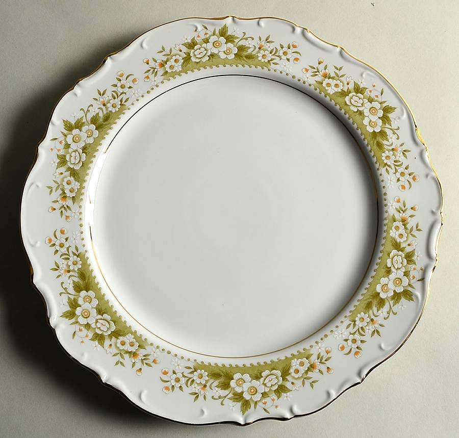 Duberry 12" Chop Plate (Round Platter) by Wellin-1