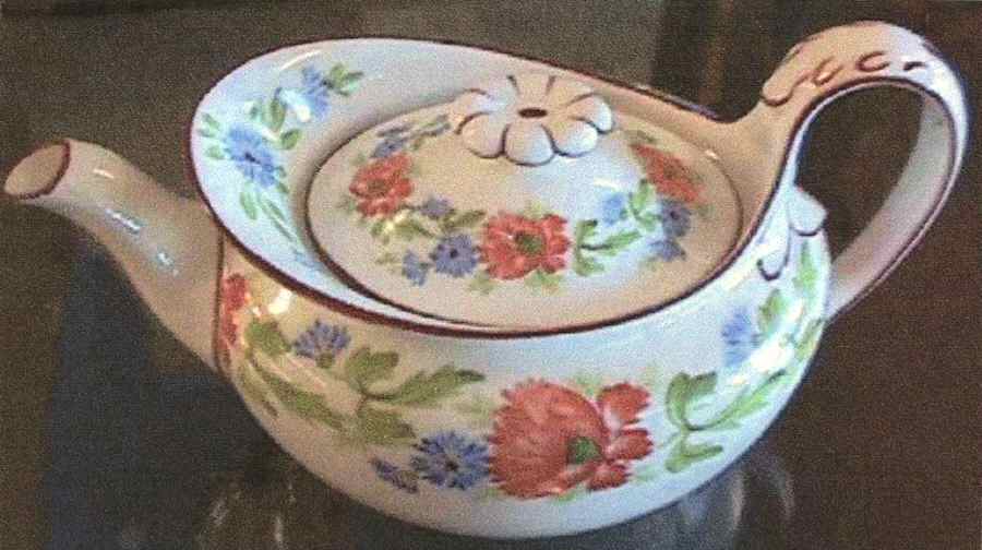 X7153 Teapot & Lid by Wedgwood-1