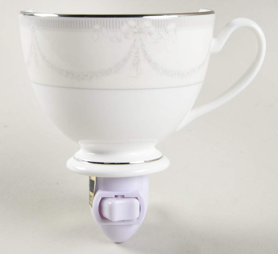 Malahide 1 5/8" + cup (H) Night Light/Cup HC by Waterford China-1