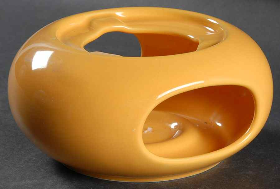 Fun Factory Yellow (Germany) China Warmer Stand by Waechtersbach-1