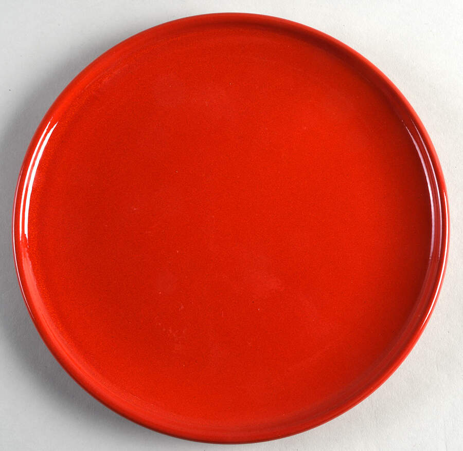 Fun Factory Freestyle Red-Cherry (Germany) Coupe Dinner Plate by Waechtersbach-1