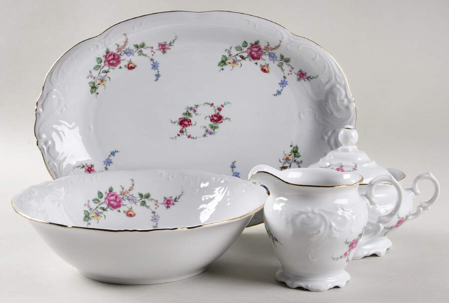 Rose Garden 5 Piece Hostess Set by Wawel-1