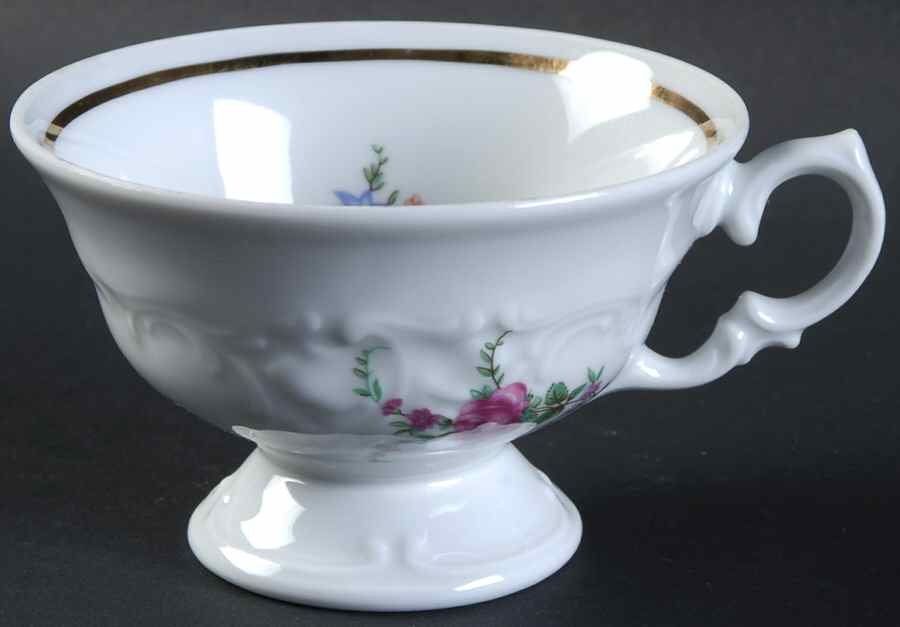 Rose Garden Footed Cup by Wawel-1