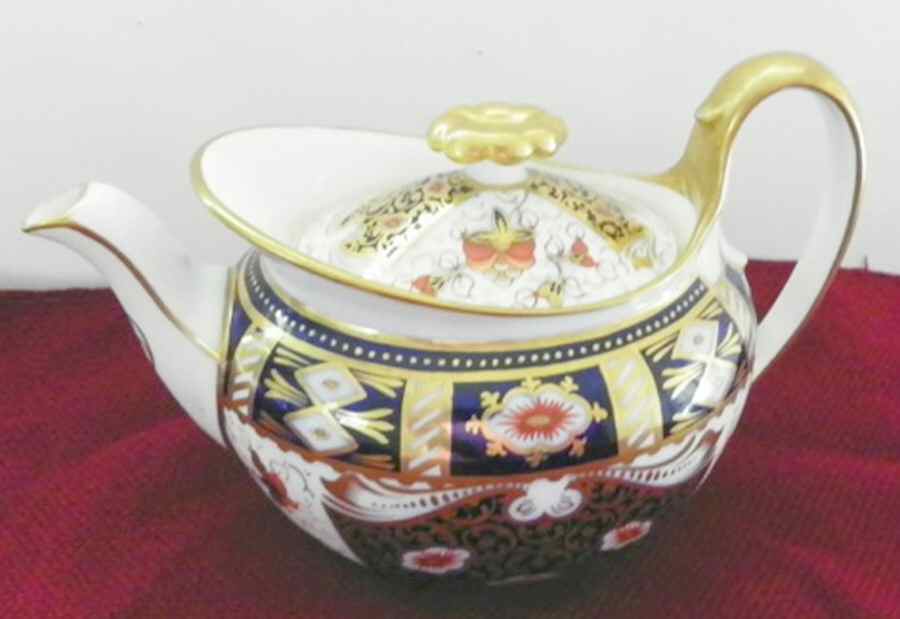 X6061 Teapot & Lid by Wedgwood-1