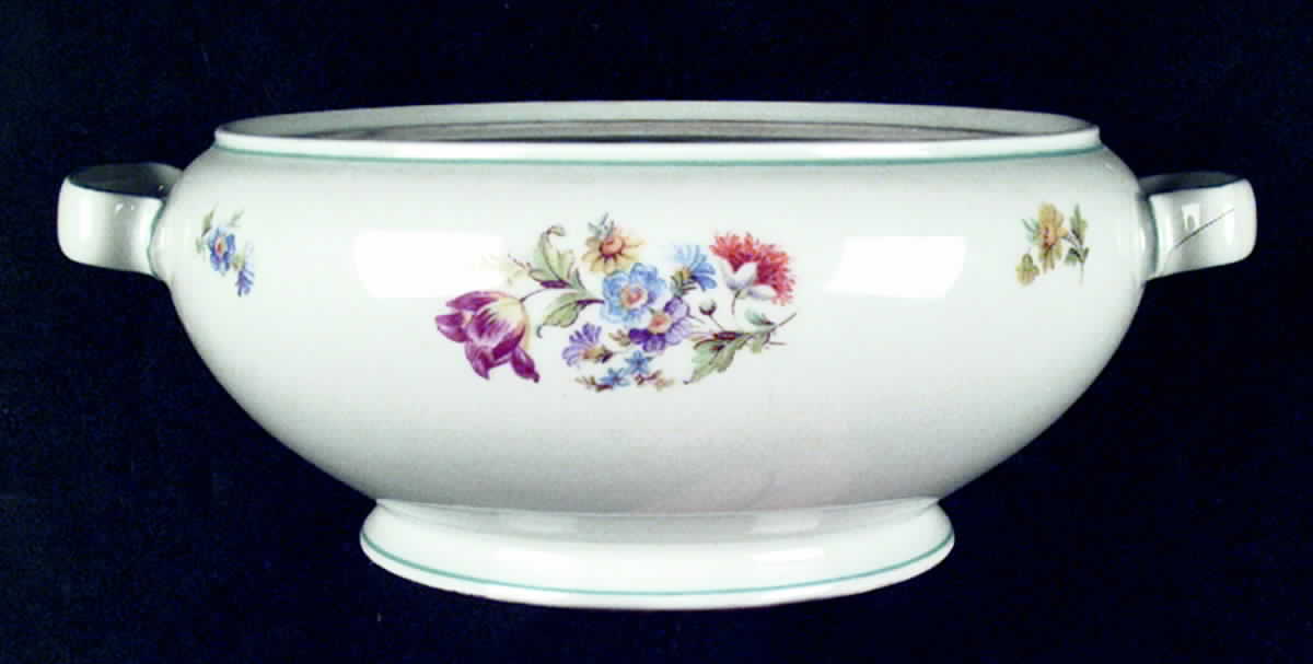 Elfriede Round Vegetable No Lid by Walkure Bayreuth-1
