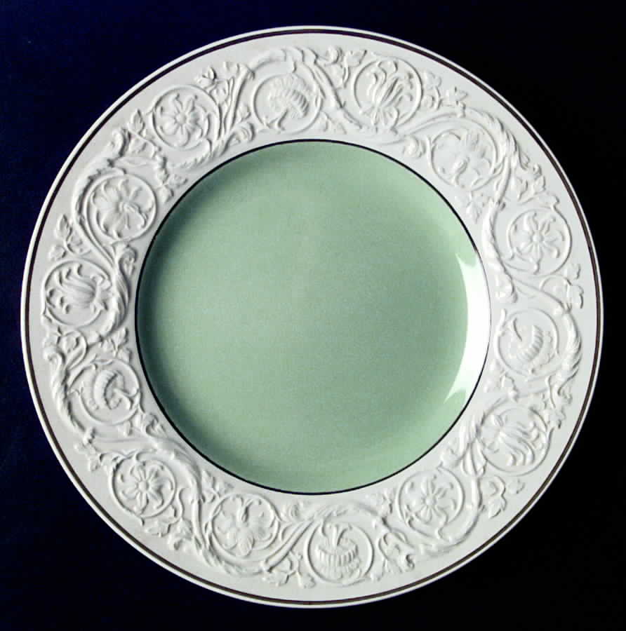 WW152 Dinner Plate by Wedgwood-1