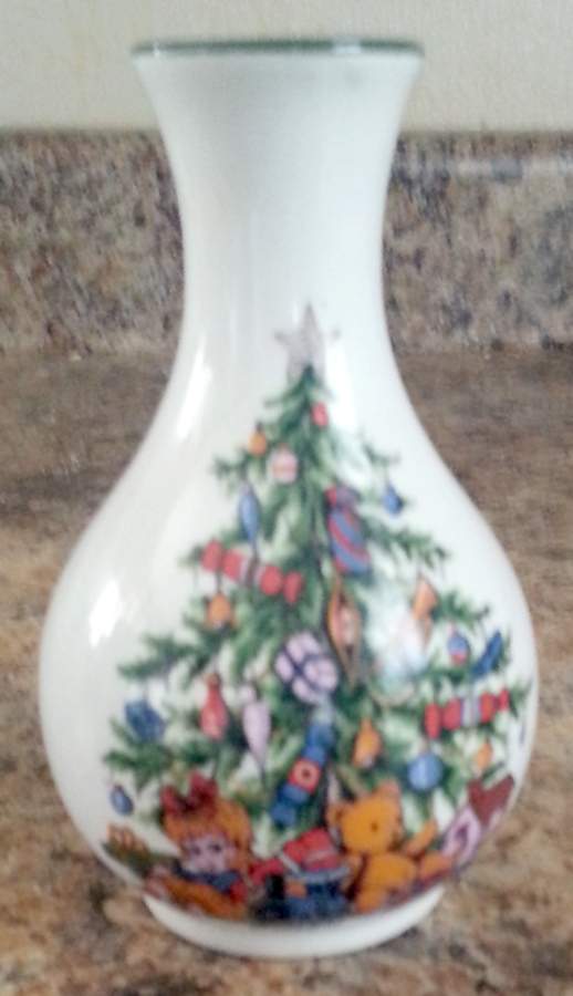 Noel Bud Vase by Wood & Sons-1