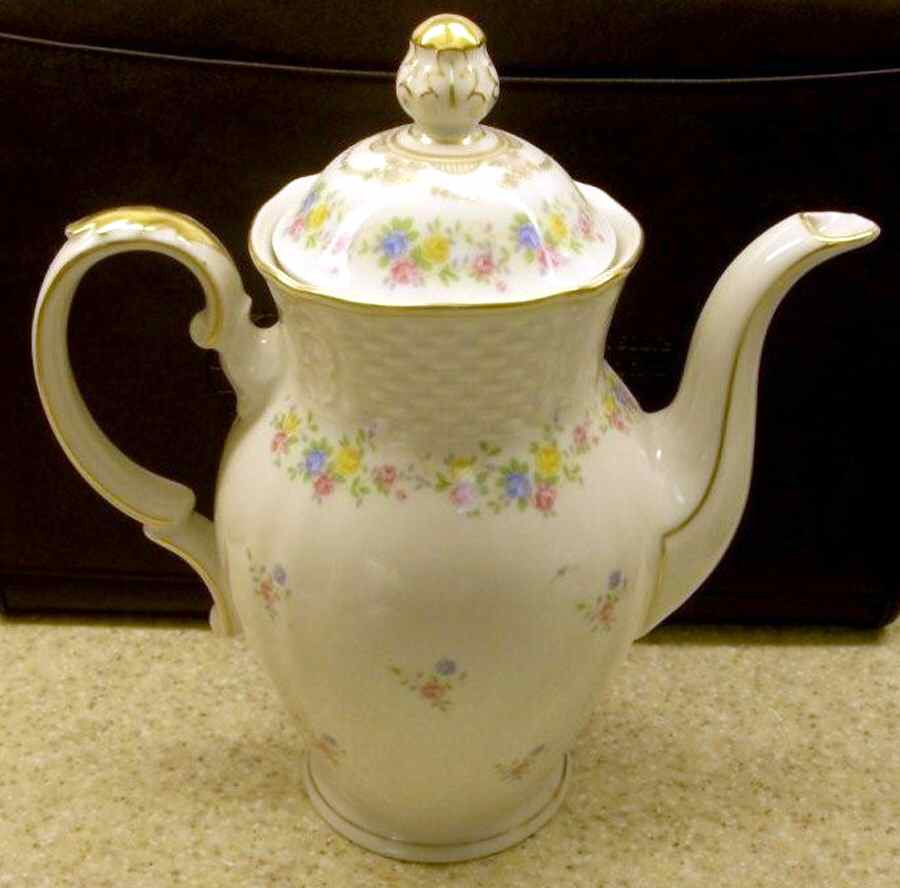 WIG378 Coffee Pot & Lid by Winterling - Bavaria-1