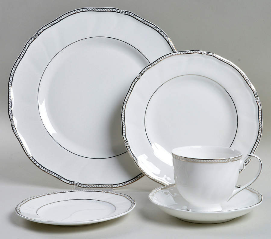 Crown Platinum 5 Piece Place Setting by Wedgwood-1