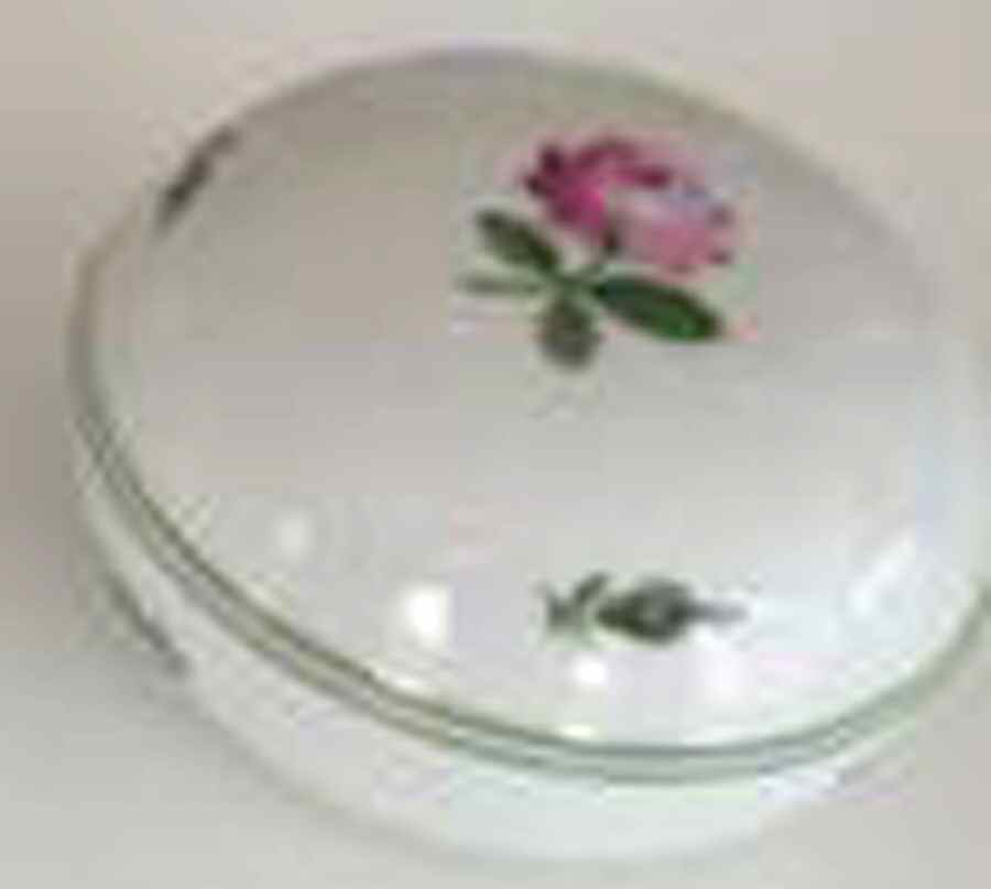 Viennese Rose Round Box & Lid by Wiener Porzellan-1