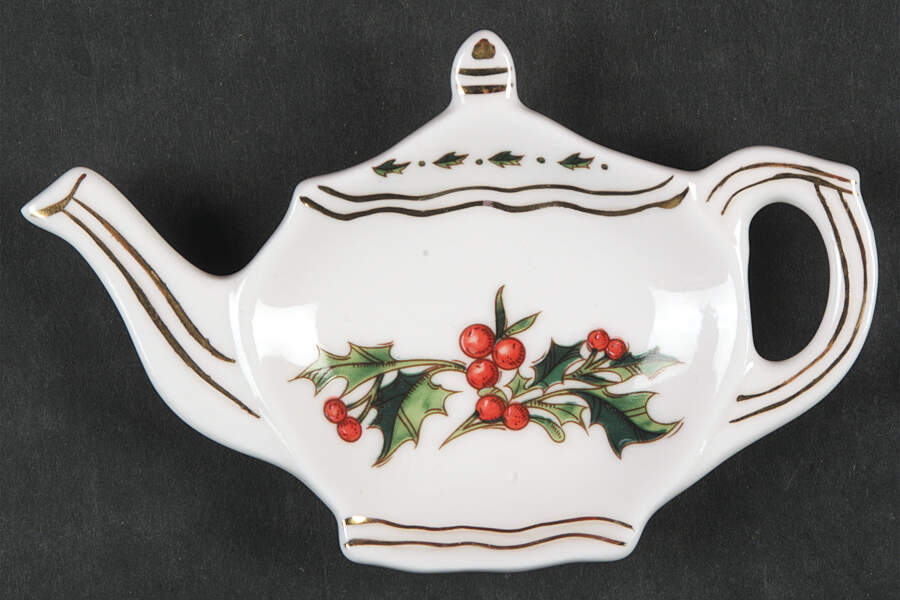 A Cup of Christmas Tea Tea Bag Holder by Waldman House-1
