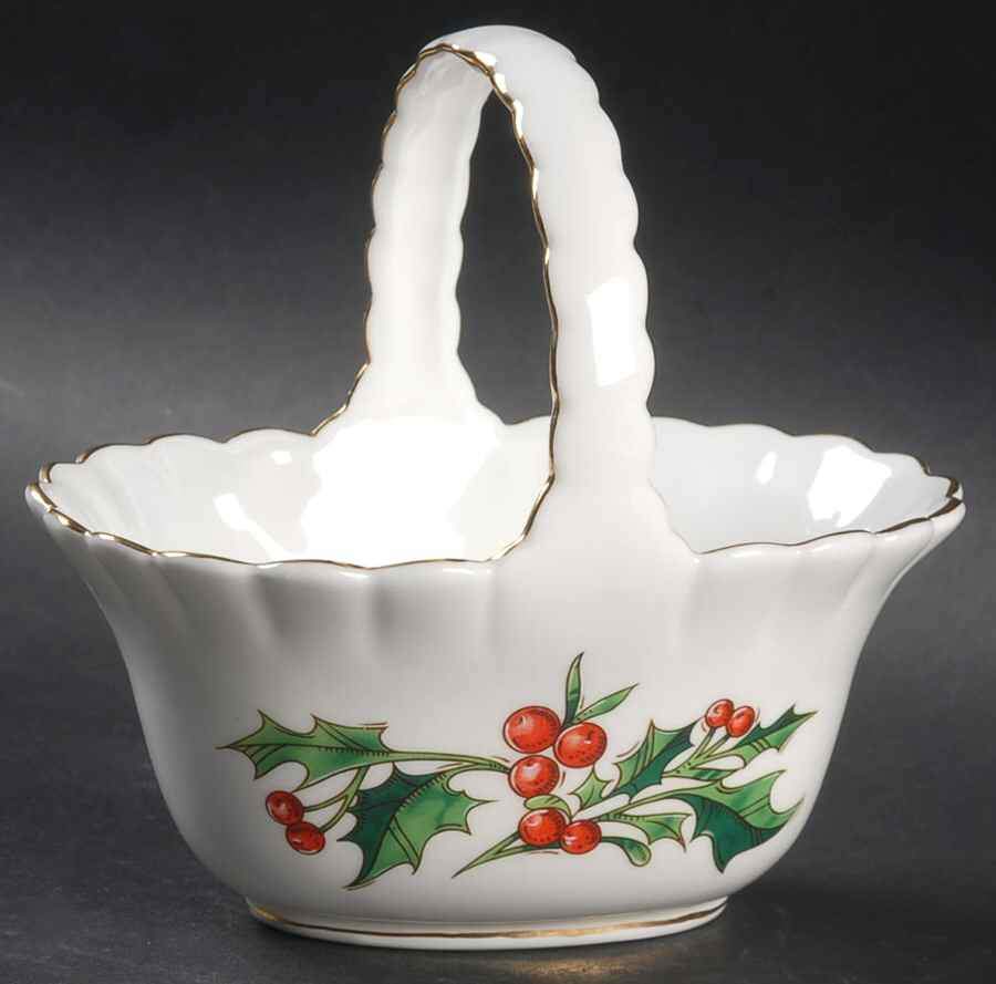 A Cup of Christmas Tea 5" Handled Basket by Waldman House-1