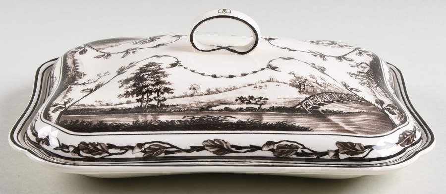Frog Service Rectangular Covered Vegetable by Wedgwood-1