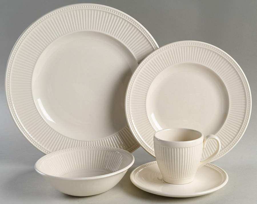 Windsor 5 Piece Place Setting by Wedgwood-1